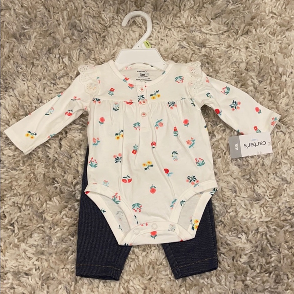 Carter’s 2-Piece Outfit